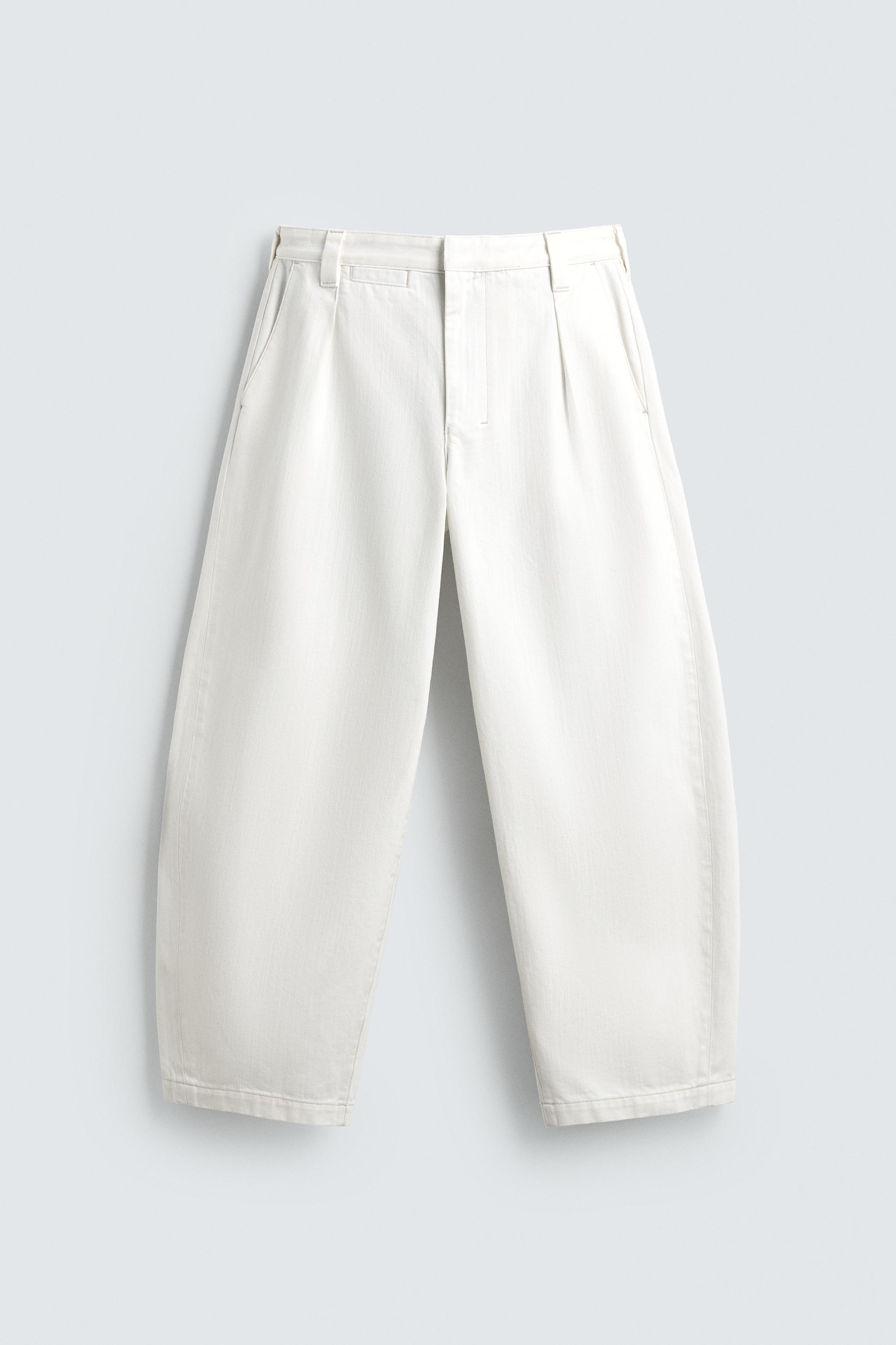 PLEATED BARREL FIT DENIM CHINO PANTS